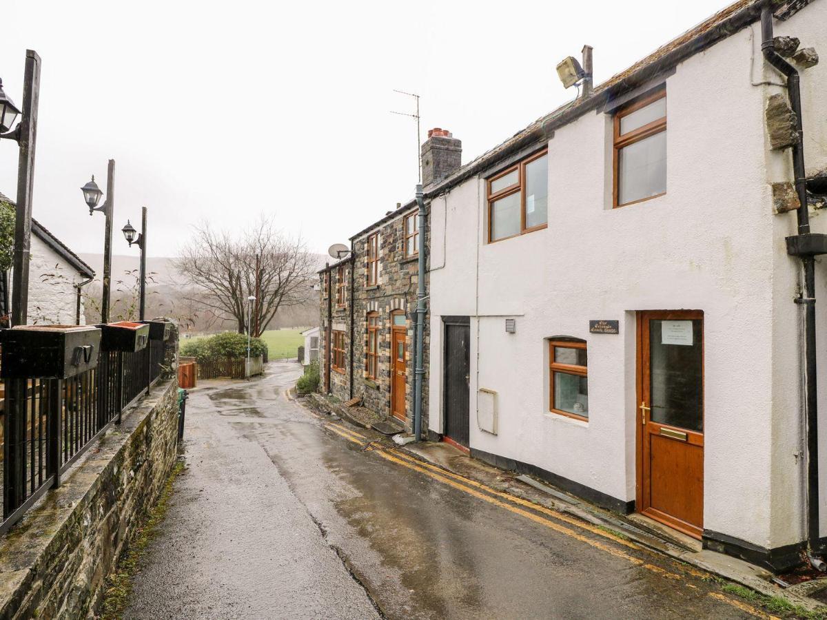Triangle Inn Coachouse Rhayader Dış mekan fotoğraf