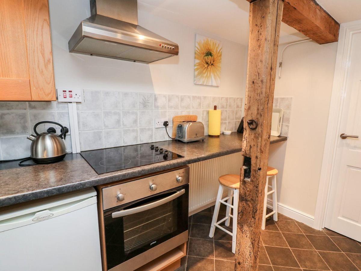 Triangle Inn Coachouse Rhayader Dış mekan fotoğraf